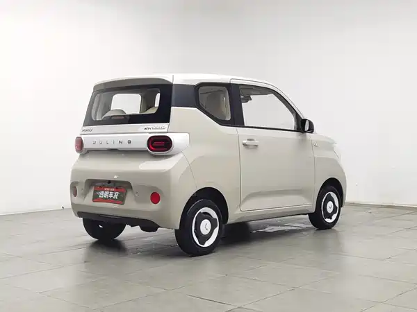 Wuling Hongguang MINIEV 2025