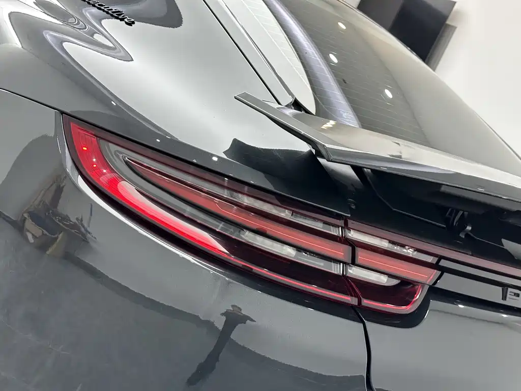 Porsche Panamera 2021 — фото 23