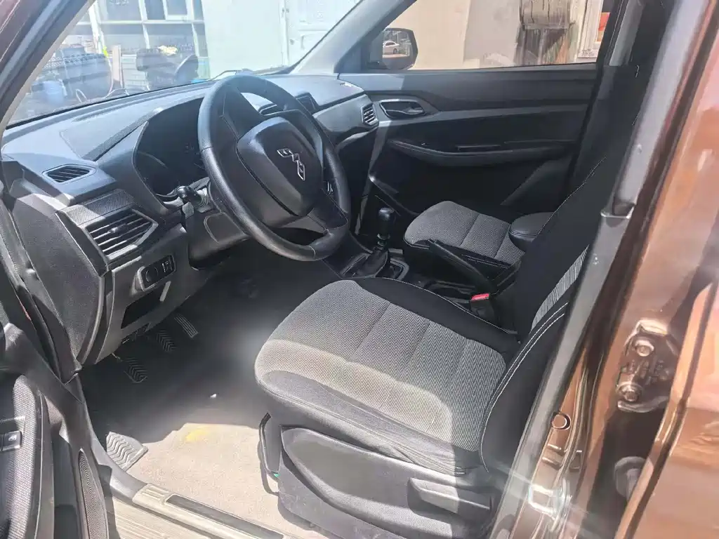Wuling Hongguang 2020
