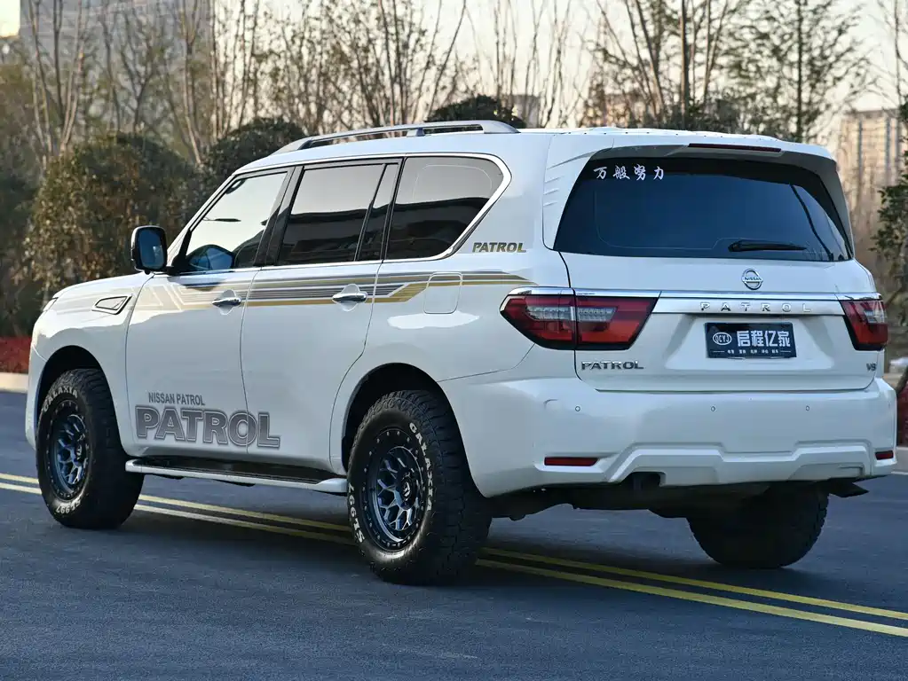 Nissan Patrol 2019 — фото 17