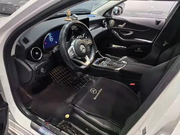 Mercedes-Benz C-Class 2021