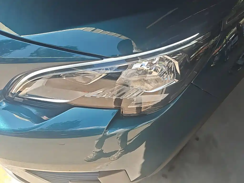 Peugeot 5008 2018 — фото 24
