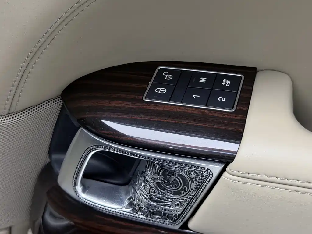 Land Rover Range Rover 2017 — фото 48
