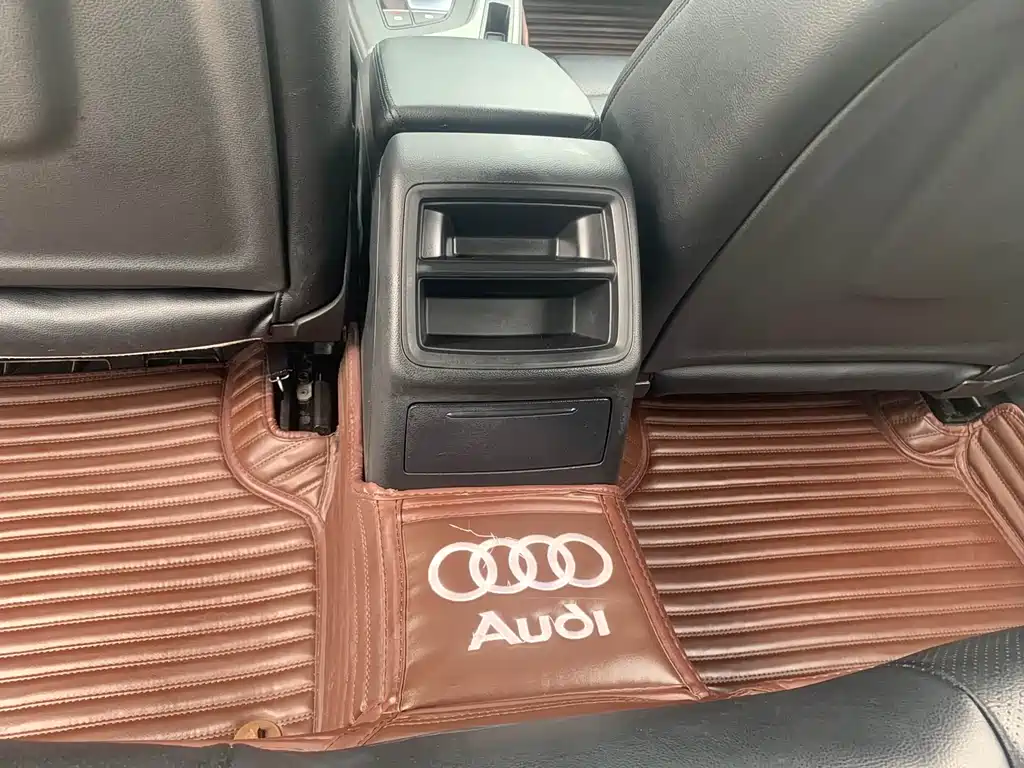 Audi A4L 2018 — фото 14