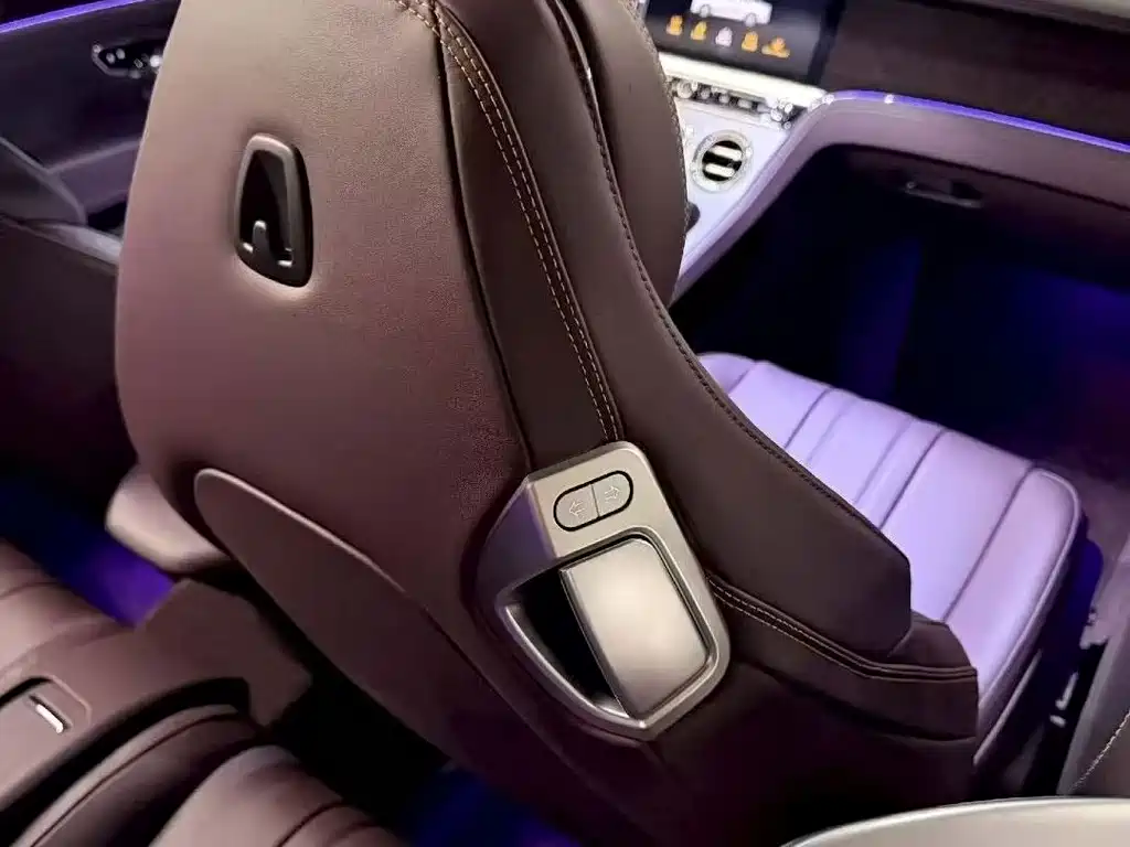Bentley Continental 2024