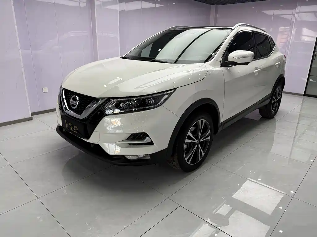 Nissan Qashqai 2022 — фото 1