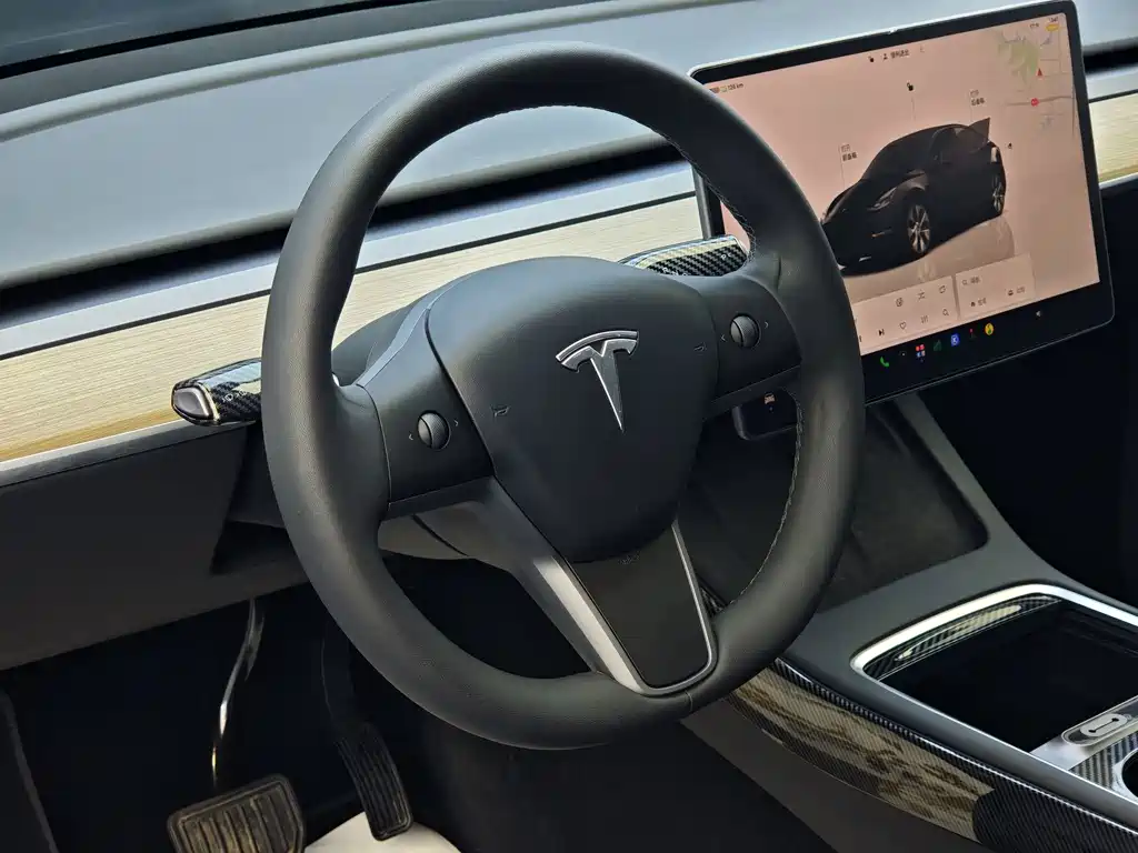 Tesla Model Y 2022 — фото 17