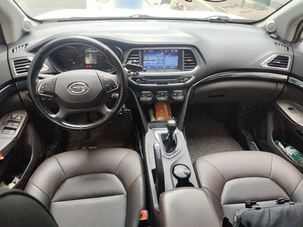 GAC Motor Trumpchi GS4 2016 — фото 13