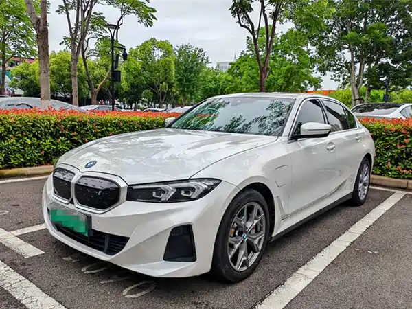 BMW i3 2023