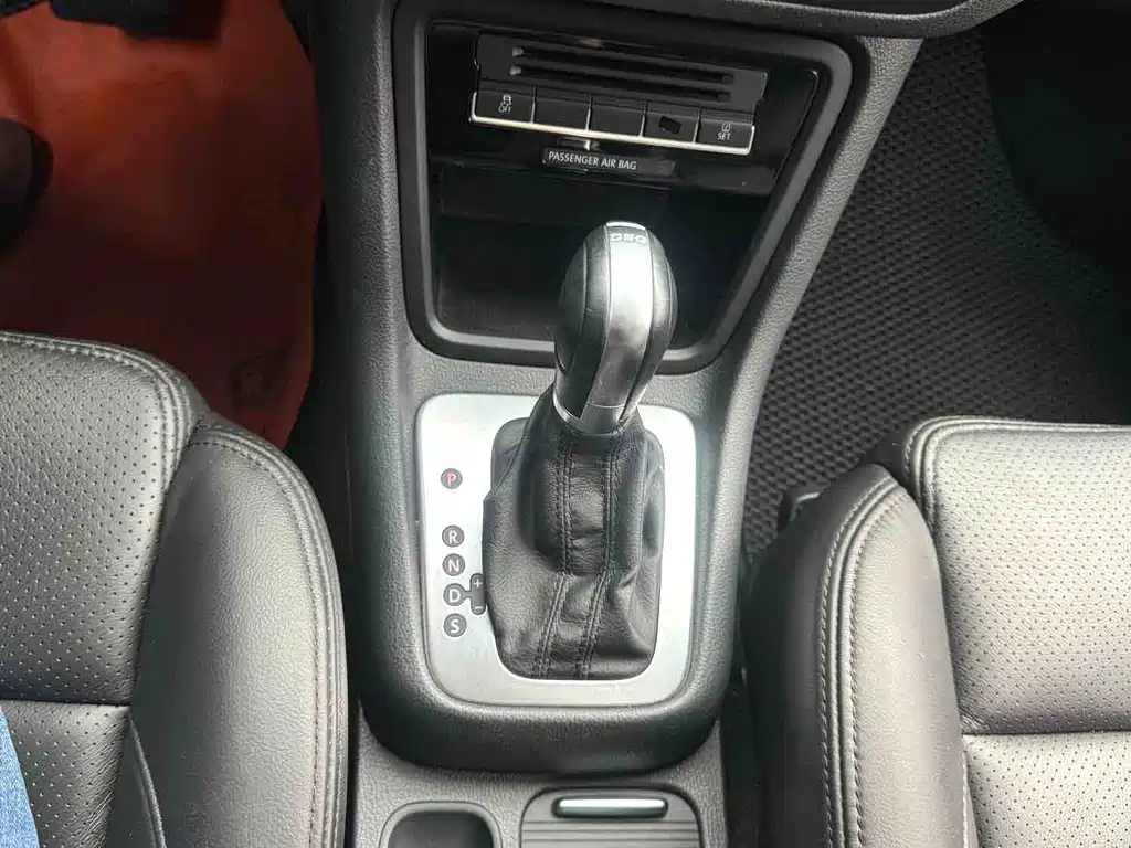 Volkswagen Sharan 2016 — фото 14