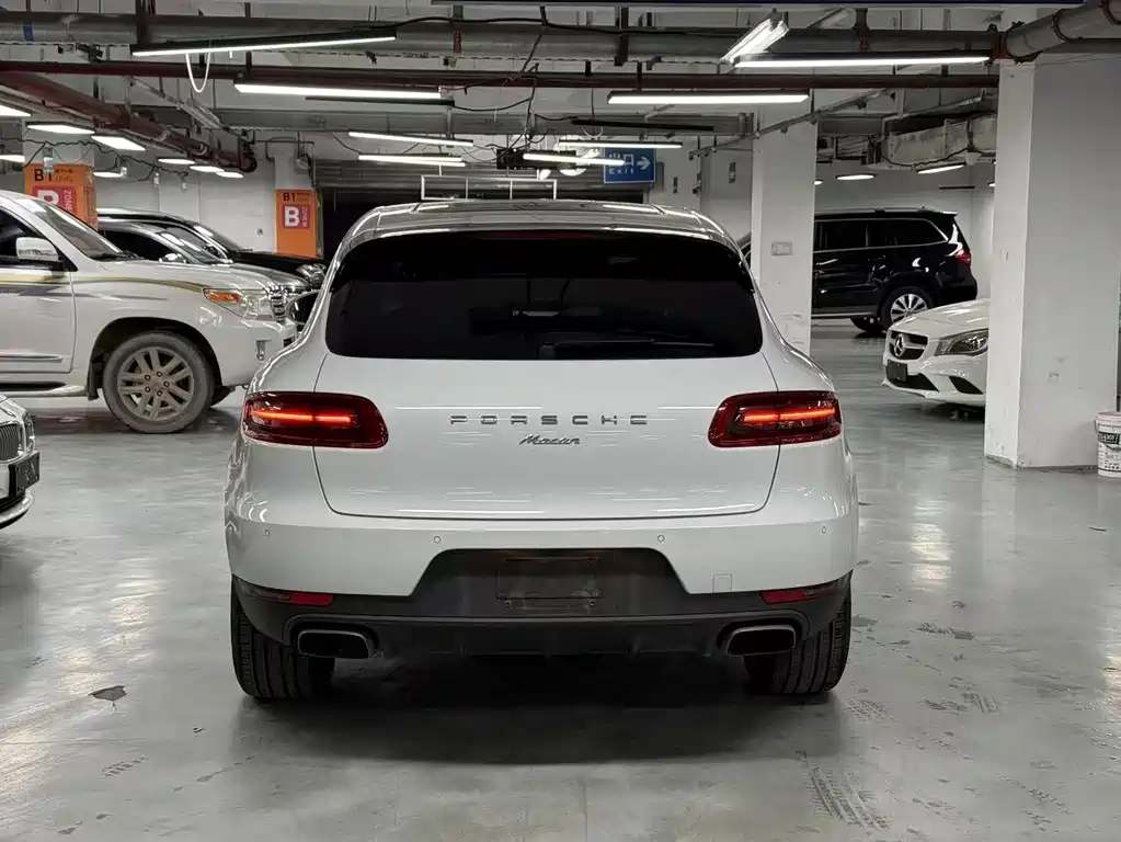 Porsche Macan 2017 — фото 6