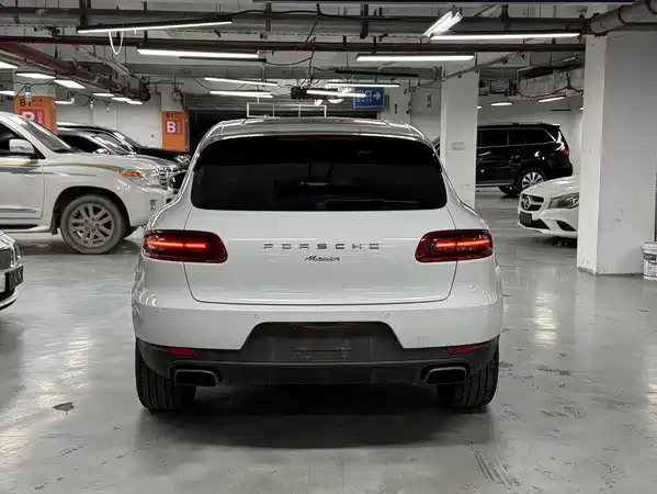 Porsche Macan 2017