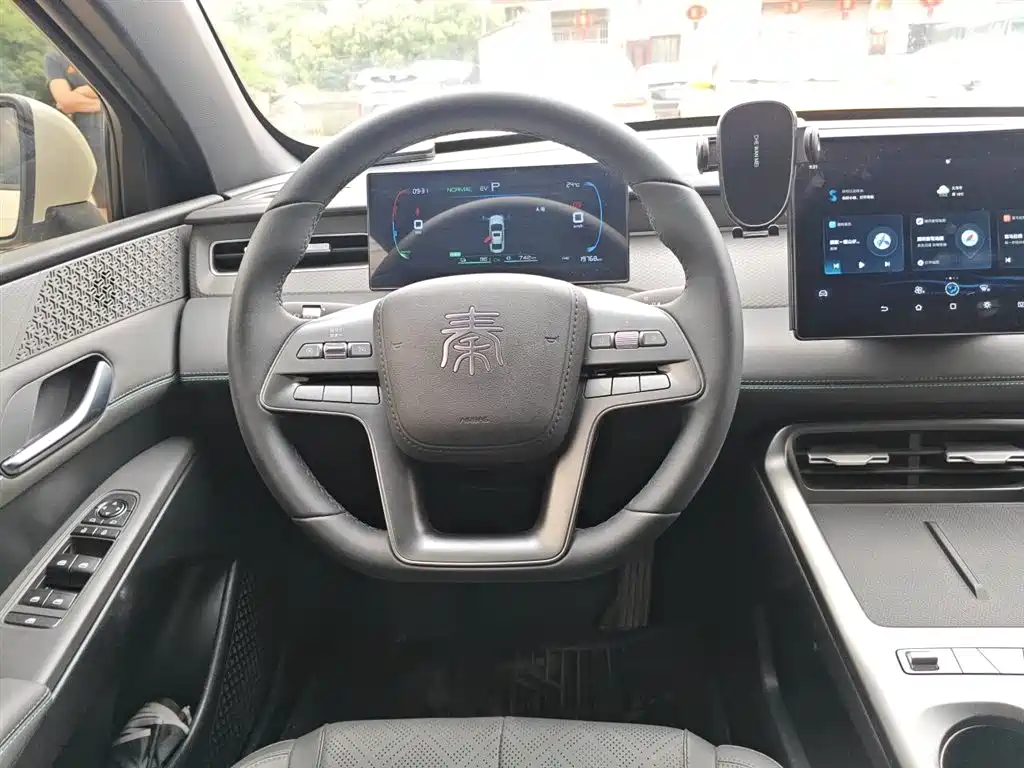 BYD Qin PLUS 2025 — фото 3