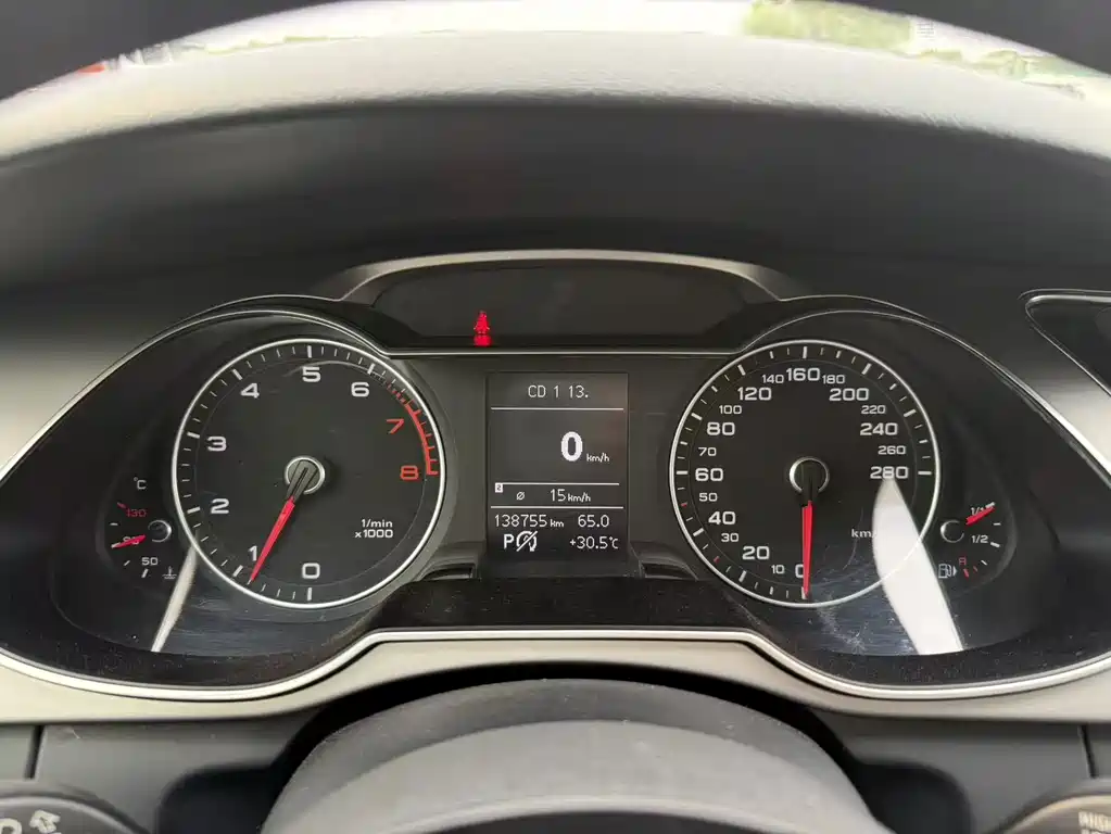 Audi A4L 2014