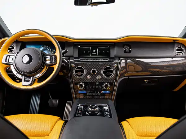 Rolls-Royce Cullinan 2021