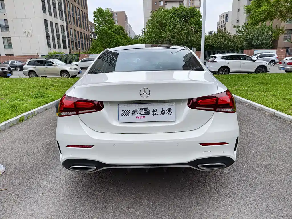 Mercedes-Benz A-Class 2022 — фото 8