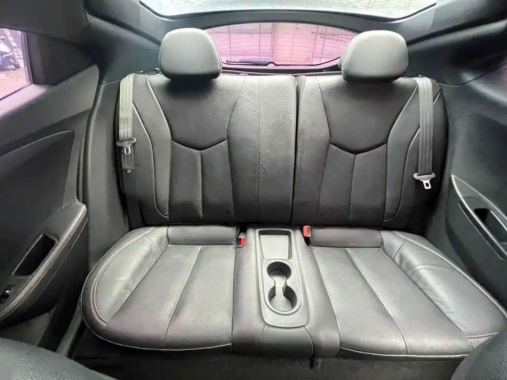 Hyundai Veloster 2017 — фото 11