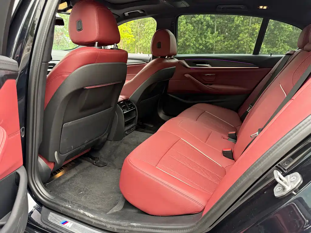 BMW 5 Series 2022