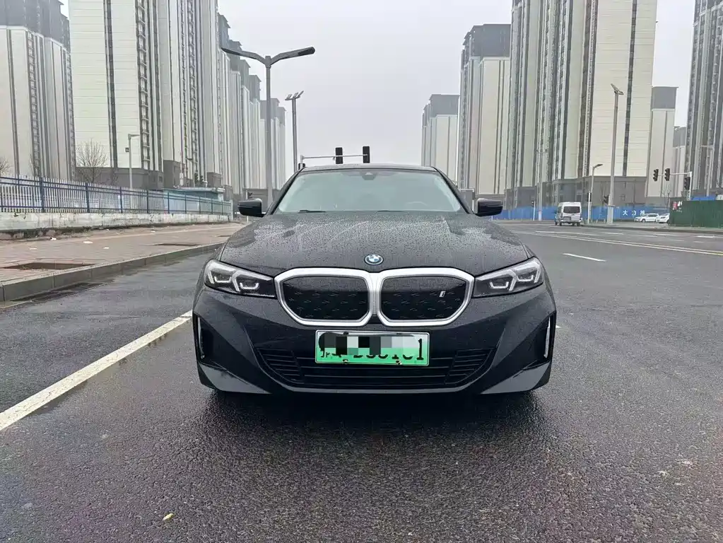 BMW i3 2024 — фото 2