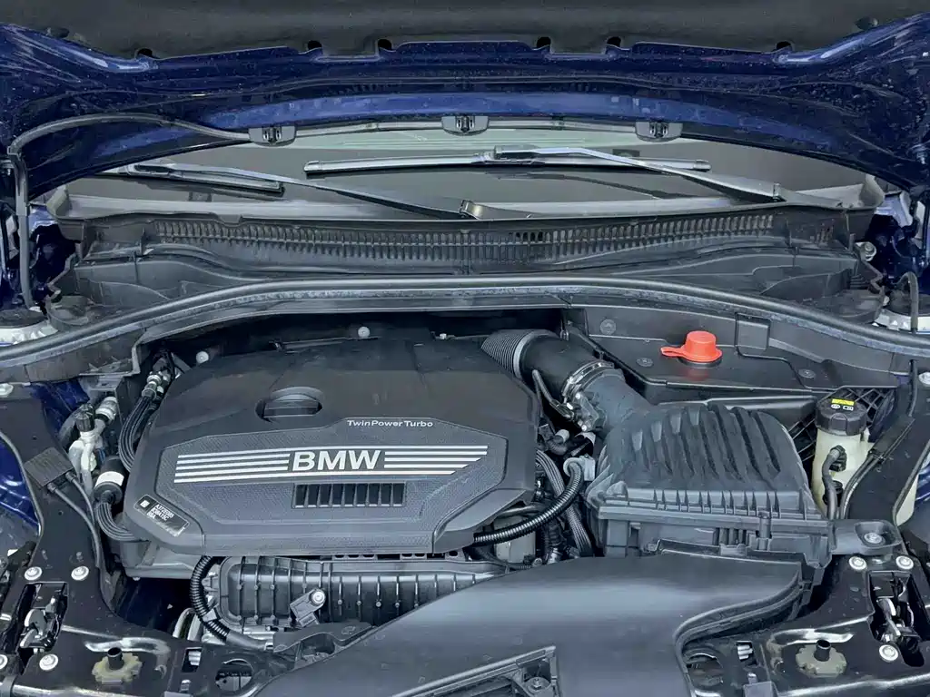 BMW 1 Series 2020 — фото 16