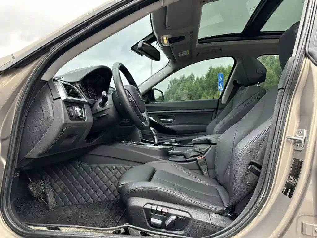 BMW 3 Series GT 2018 — фото 10
