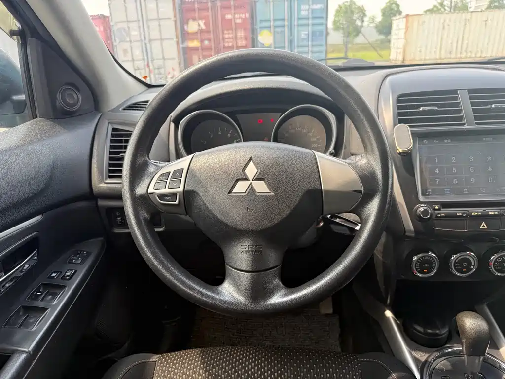 Mitsubishi Jinxuan ASX 2014 — фото 10