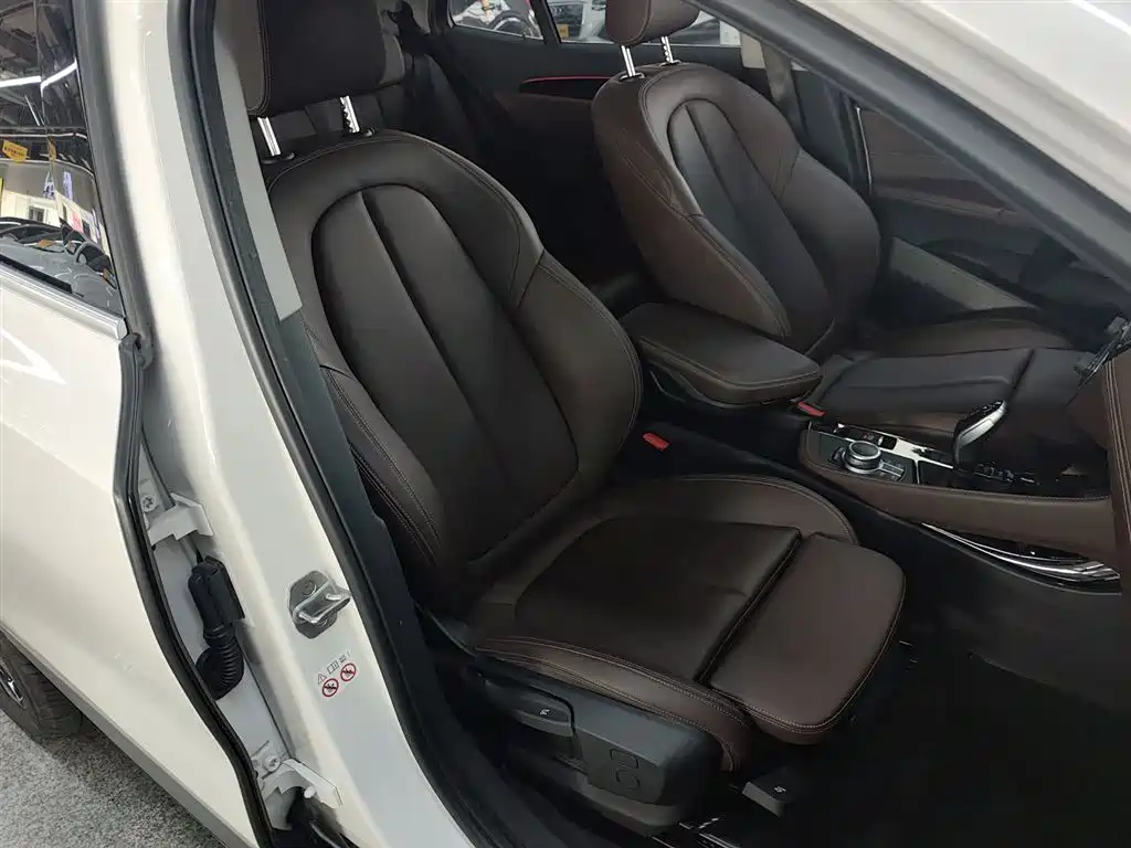 BMW X2 2022 — фото 25