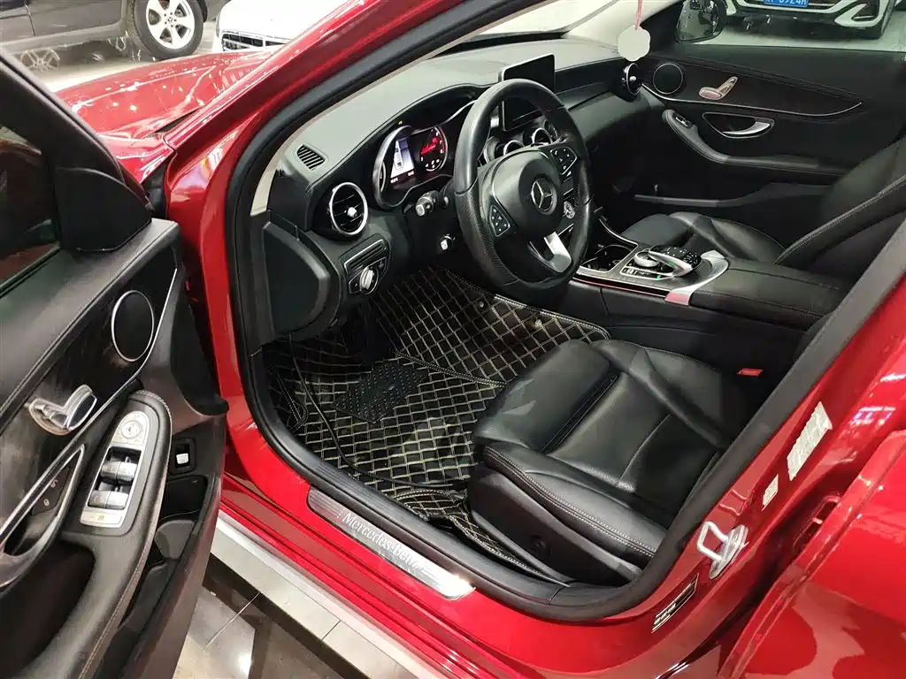 Mercedes-Benz C-Class 2018 — фото 16