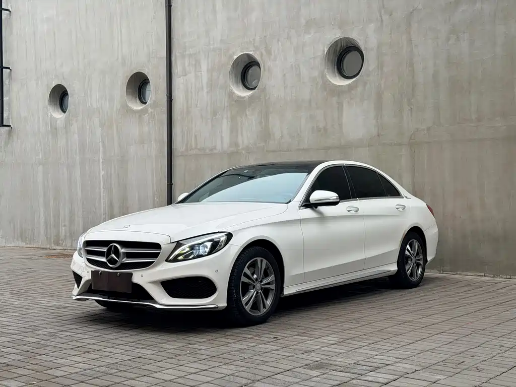 Mercedes-Benz C-Class 2017 — фото 1