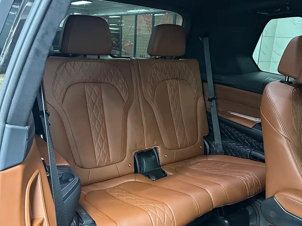 BMW X7 2022 — фото 10