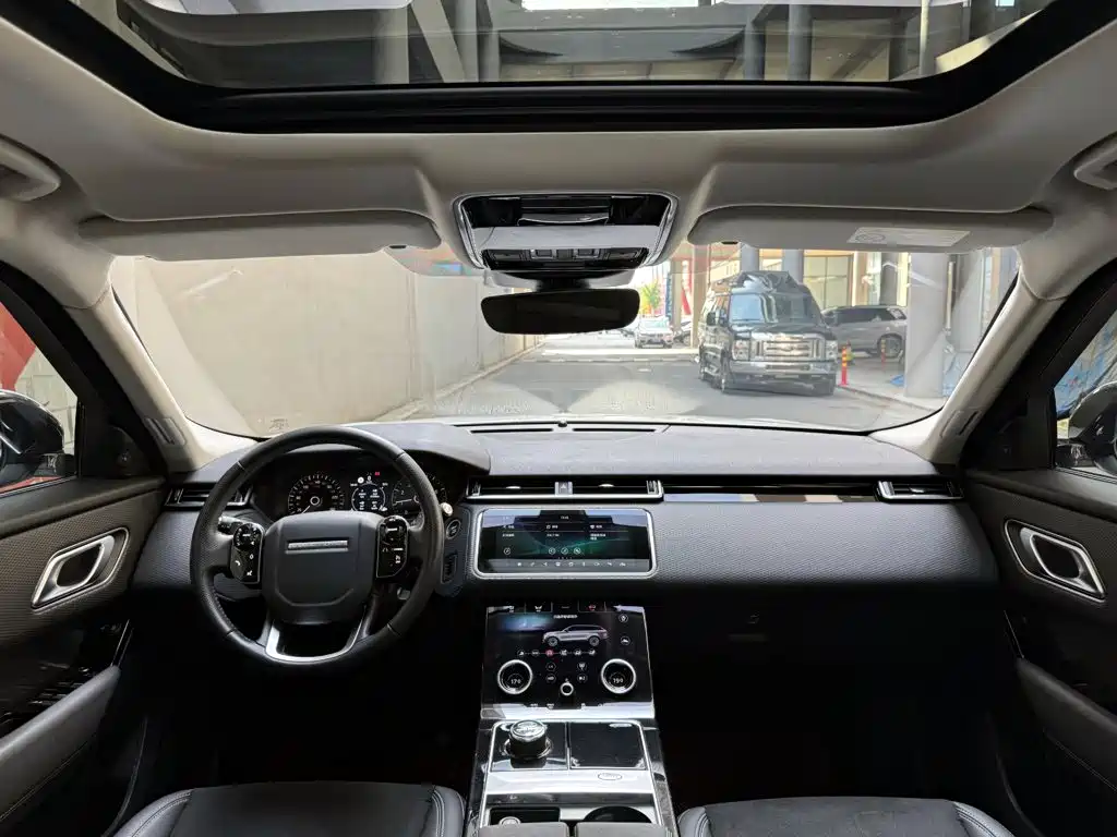 Land Rover Range Rover Velar 2021 — фото 11