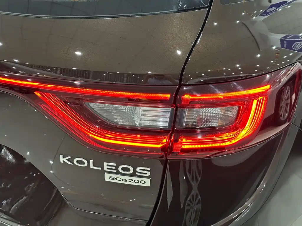 Renault Koleos 2018 — фото 23
