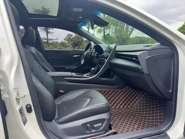 Toyota Avalon 2021
