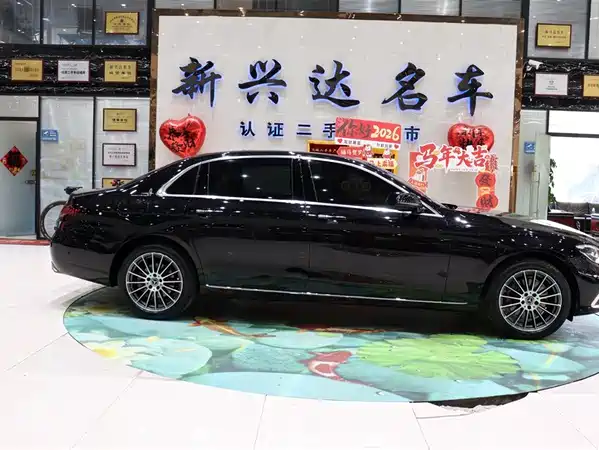 Mercedes-Benz E-Class 2023