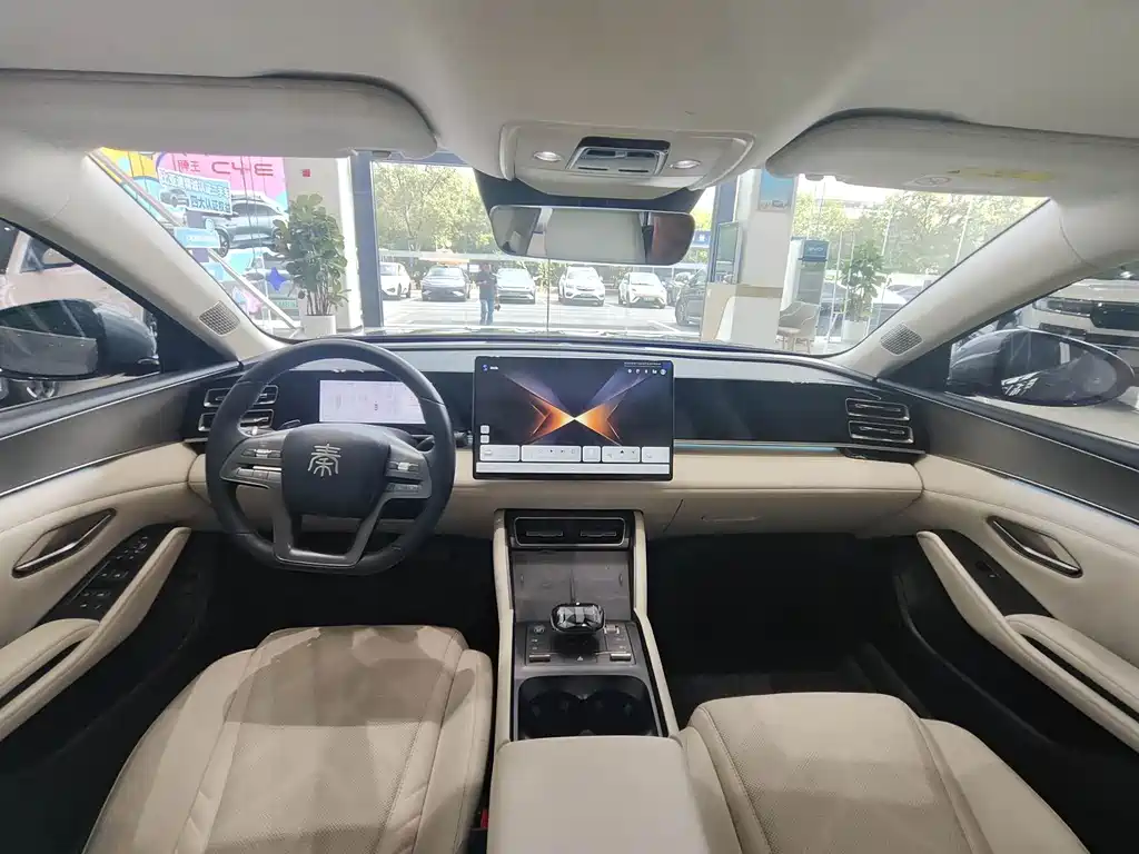 BYD Qin L 2025 — фото 15