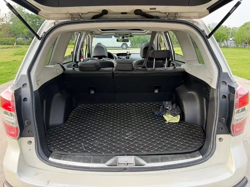 Subaru Forester 2015 — фото 13