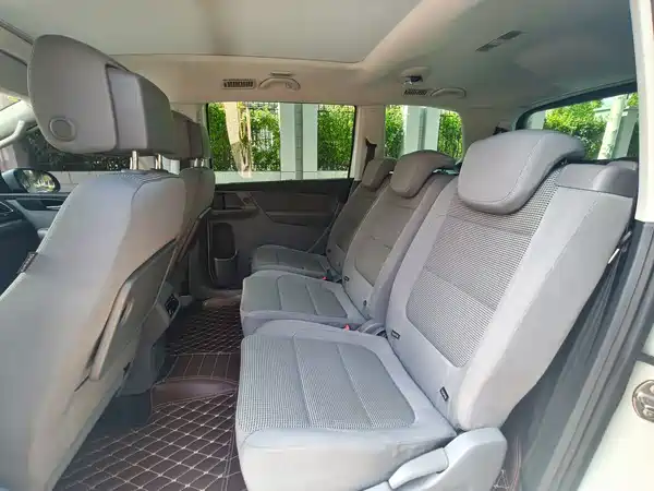Volkswagen Sharan 2015