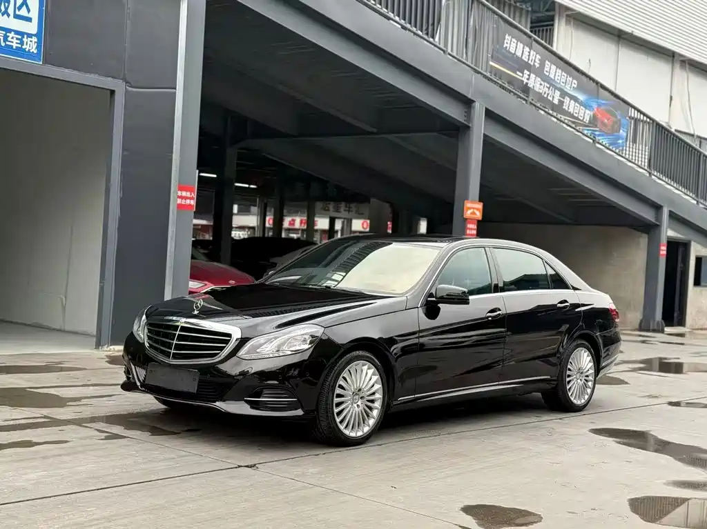 Mercedes-Benz E-Class 2015