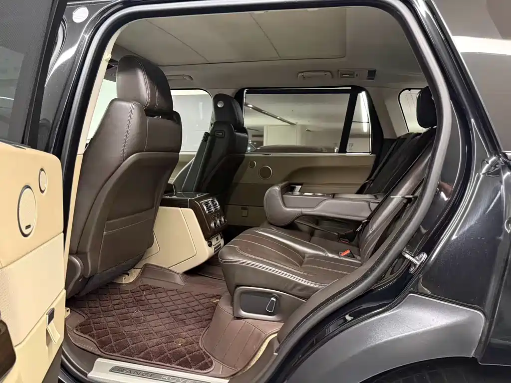 Land Rover Range Rover 2015 — фото 9