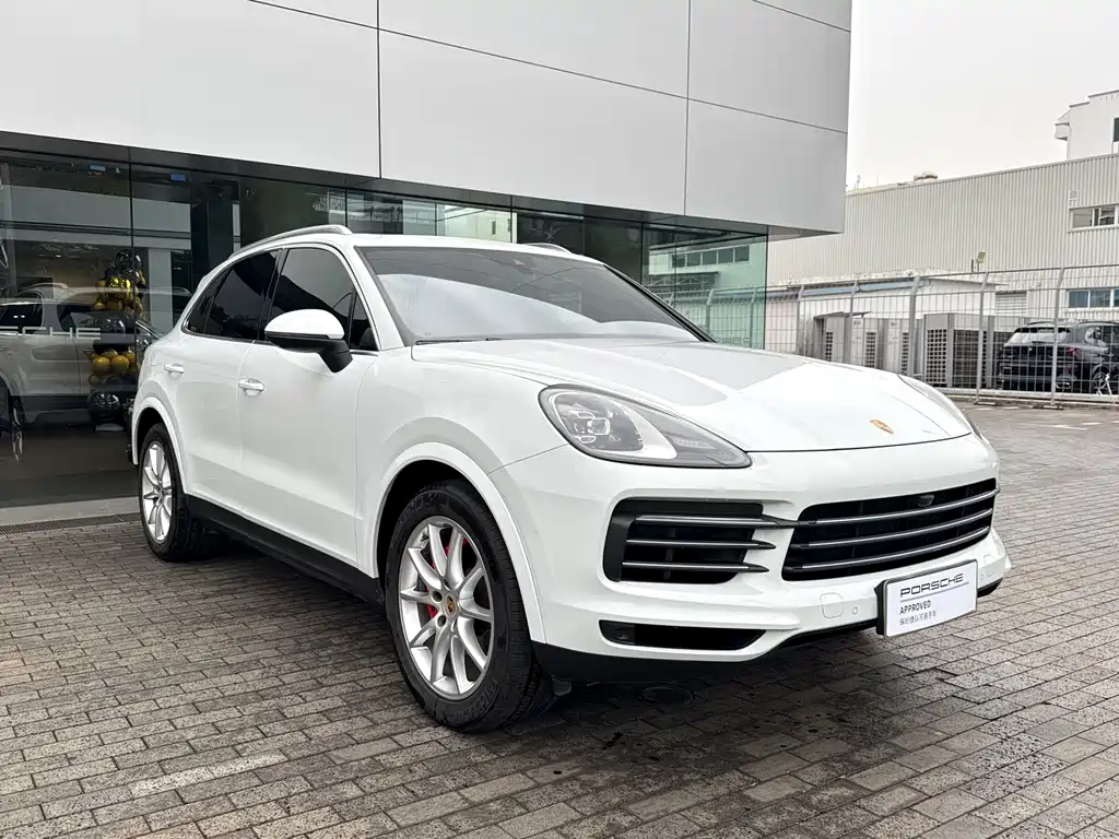 Porsche Cayenne 2020 — фото 2