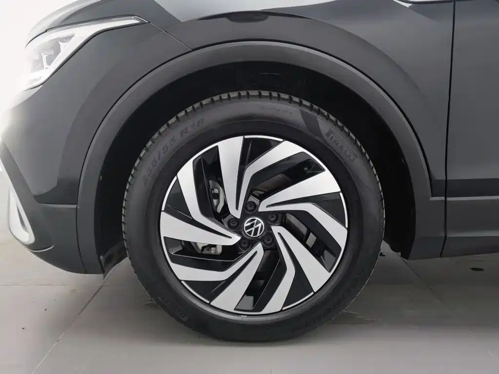 Volkswagen Tiguan L 2022 — фото 17