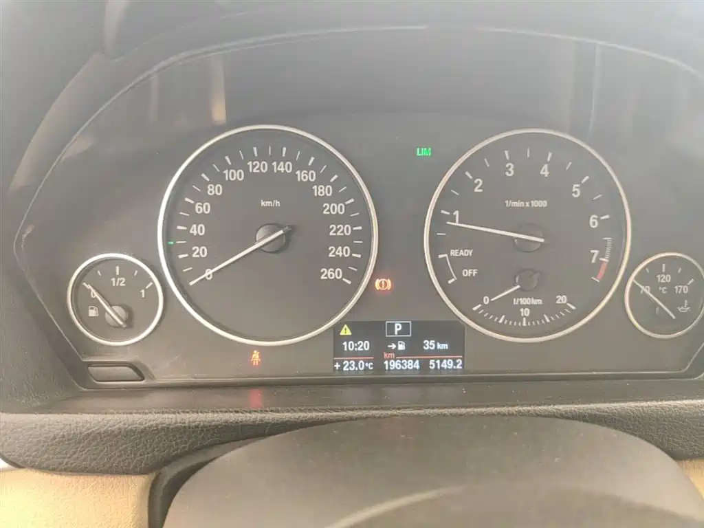 BMW 3 Series 2014 — фото 12