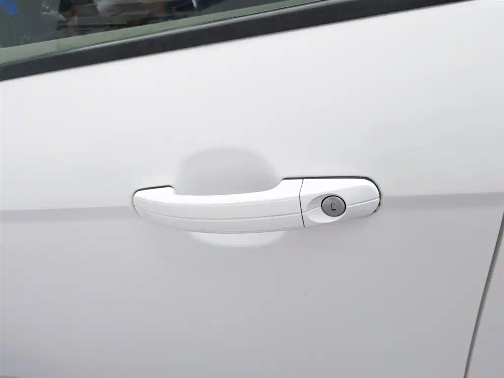 Ford Focus 2015 — фото 18
