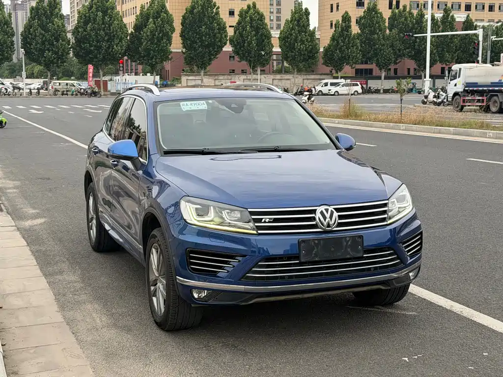 Volkswagen Touareg 2016 — фото 2