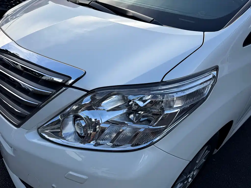 Toyota Alphard 2014 — фото 28