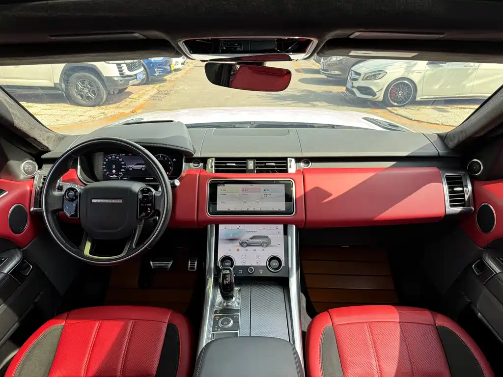 Land Rover Sport 2020 — фото 7