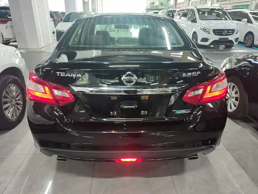 Nissan Teana 2018