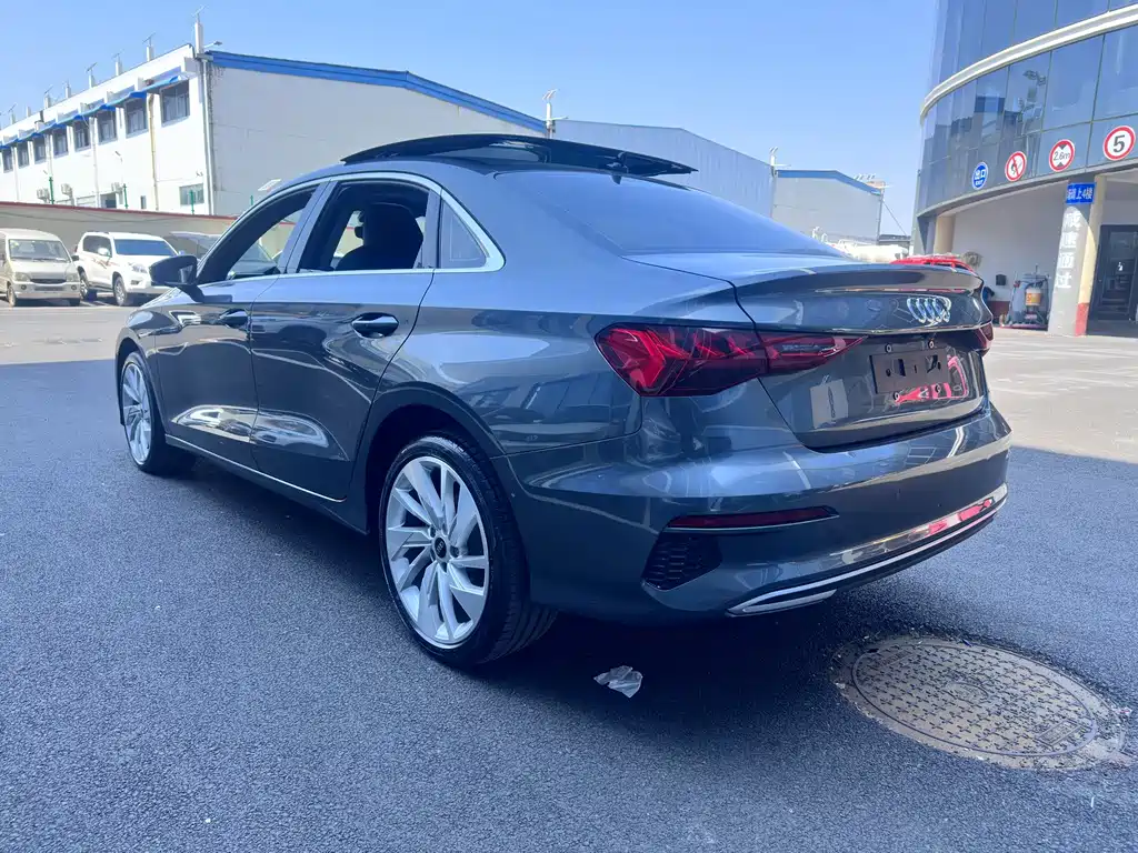 Audi A3 2022 — фото 17