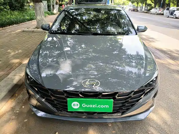 Hyundai Elantra 2021
