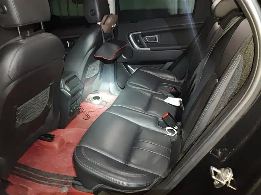 Land Rover Discovery Sport 2018 — фото 11